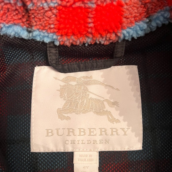 Burberry boys Sherpa 1/4 zip pullover - Picture 2 of 3